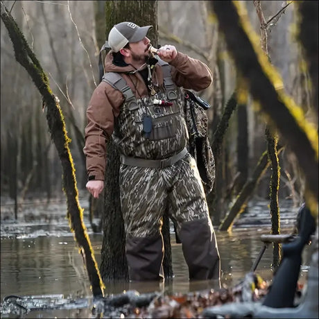 Shield Insulated Waders | Mens - Mossy Oak Original Bottomland - Regular 9